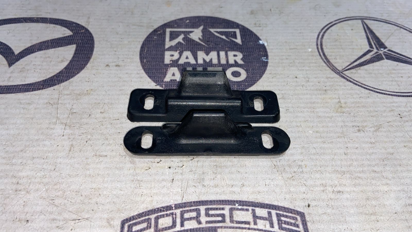 Направляющая двери сдвижной Ford Transit 2000-2006