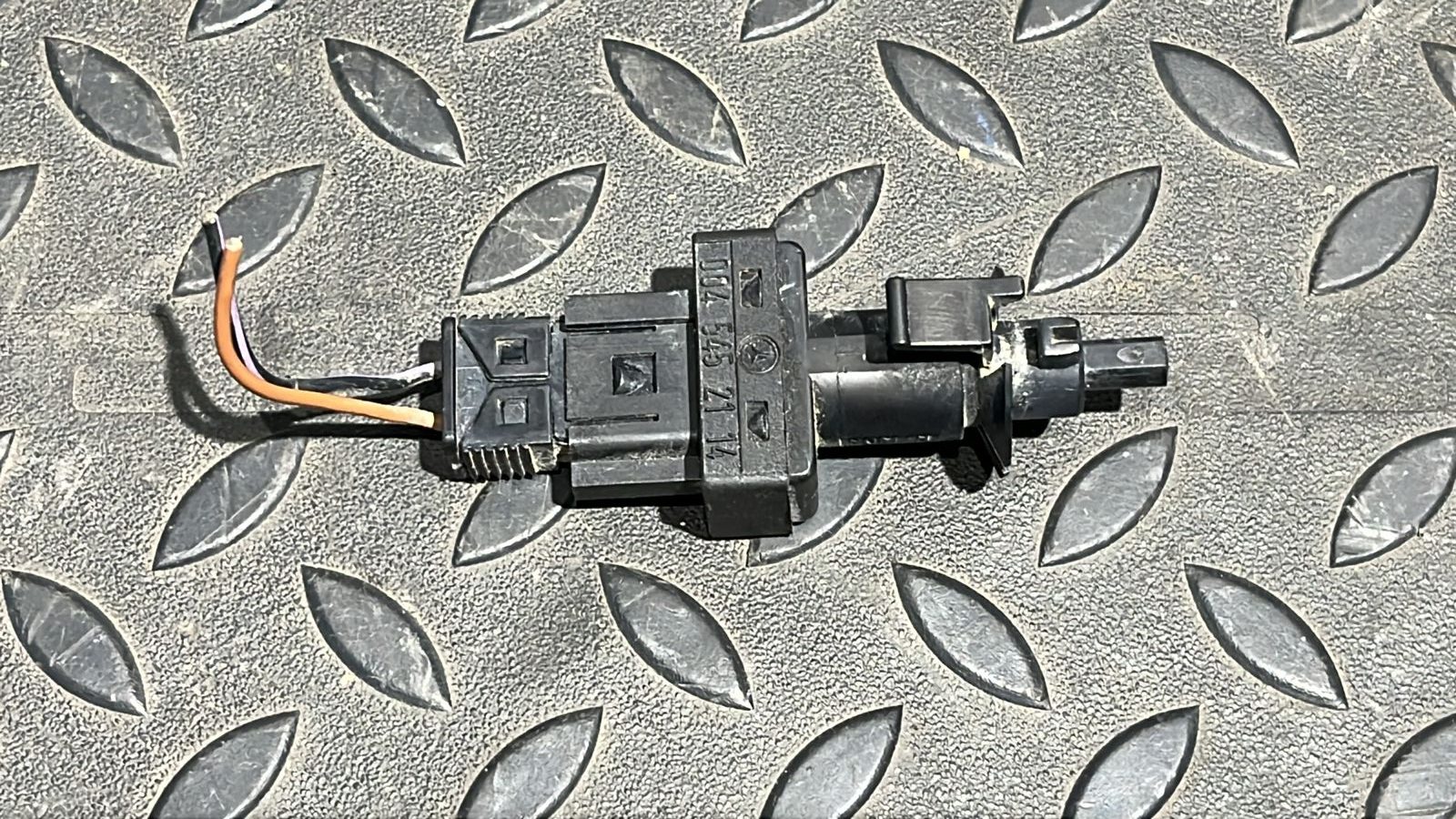 Датчик педали сцепления Mercedes Vito/W638 1996-2003