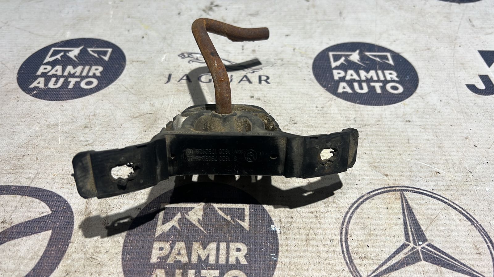 Кронштейн глушителя BMW 3/E46 1998-2007