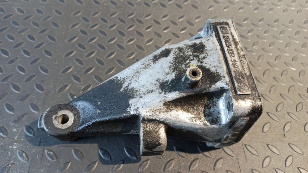 Кронштейн двигателя Mercedes Vito/W639 2003-2014