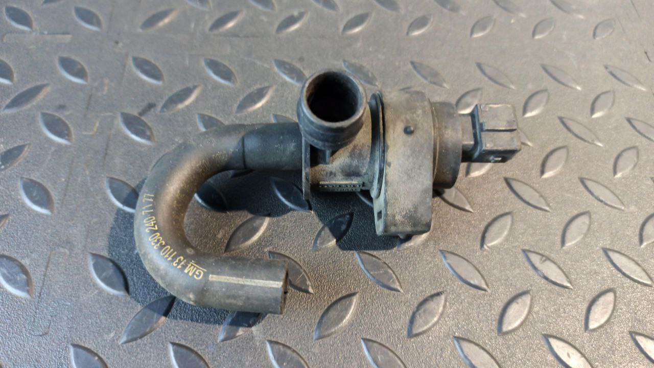 Клапан вентиляции топливного бака Opel Astra/H 2004-2014