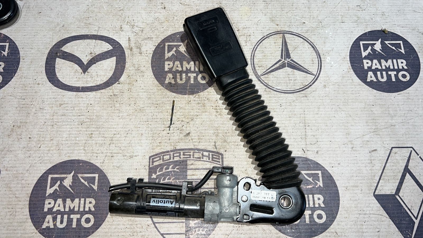 Ответная часть ремня безопасности передняя левая BMW 3/E46 1998-2007