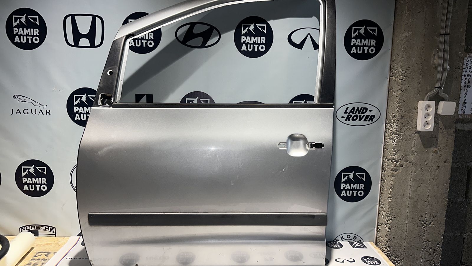 Дверь передняя левая Ford Galaxy 1995-2006