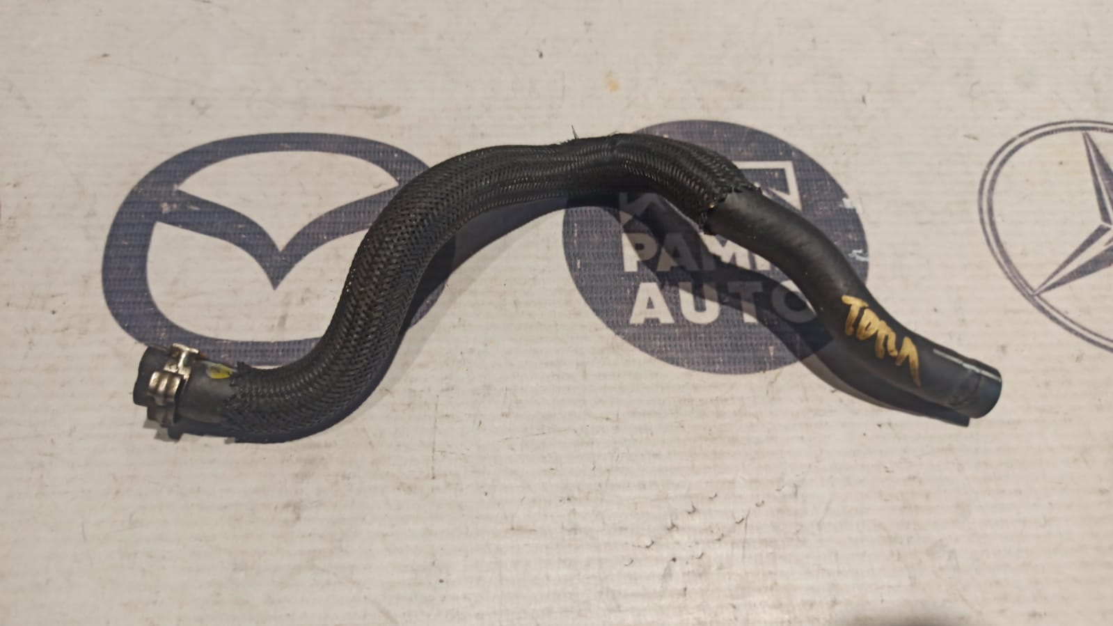 Шланг топливный Mercedes C/W203 2000-2008