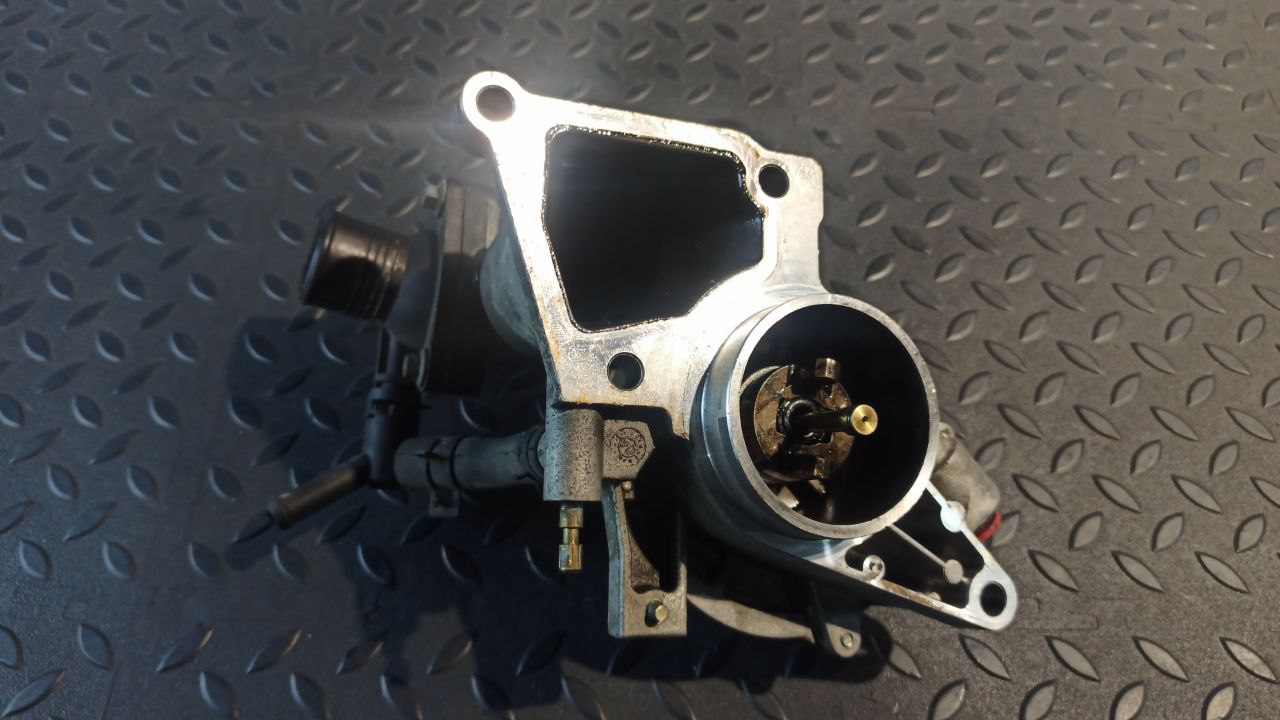 Насос вакуумный Ford Mondeo/3 2000-2007