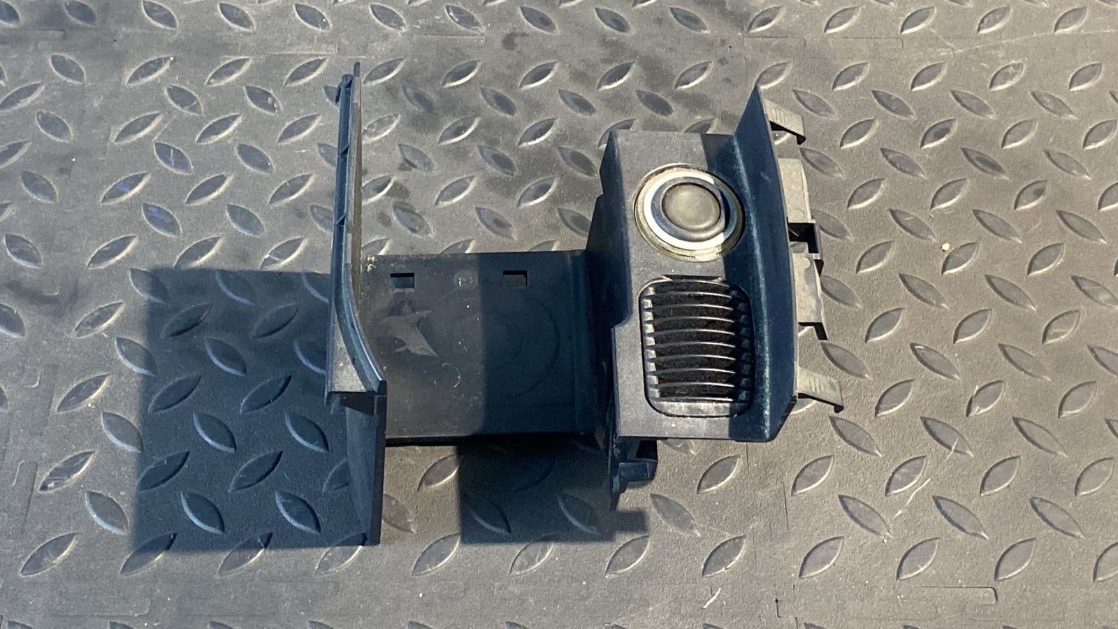 Прикуриватель Mercedes C/W203 2000-2008