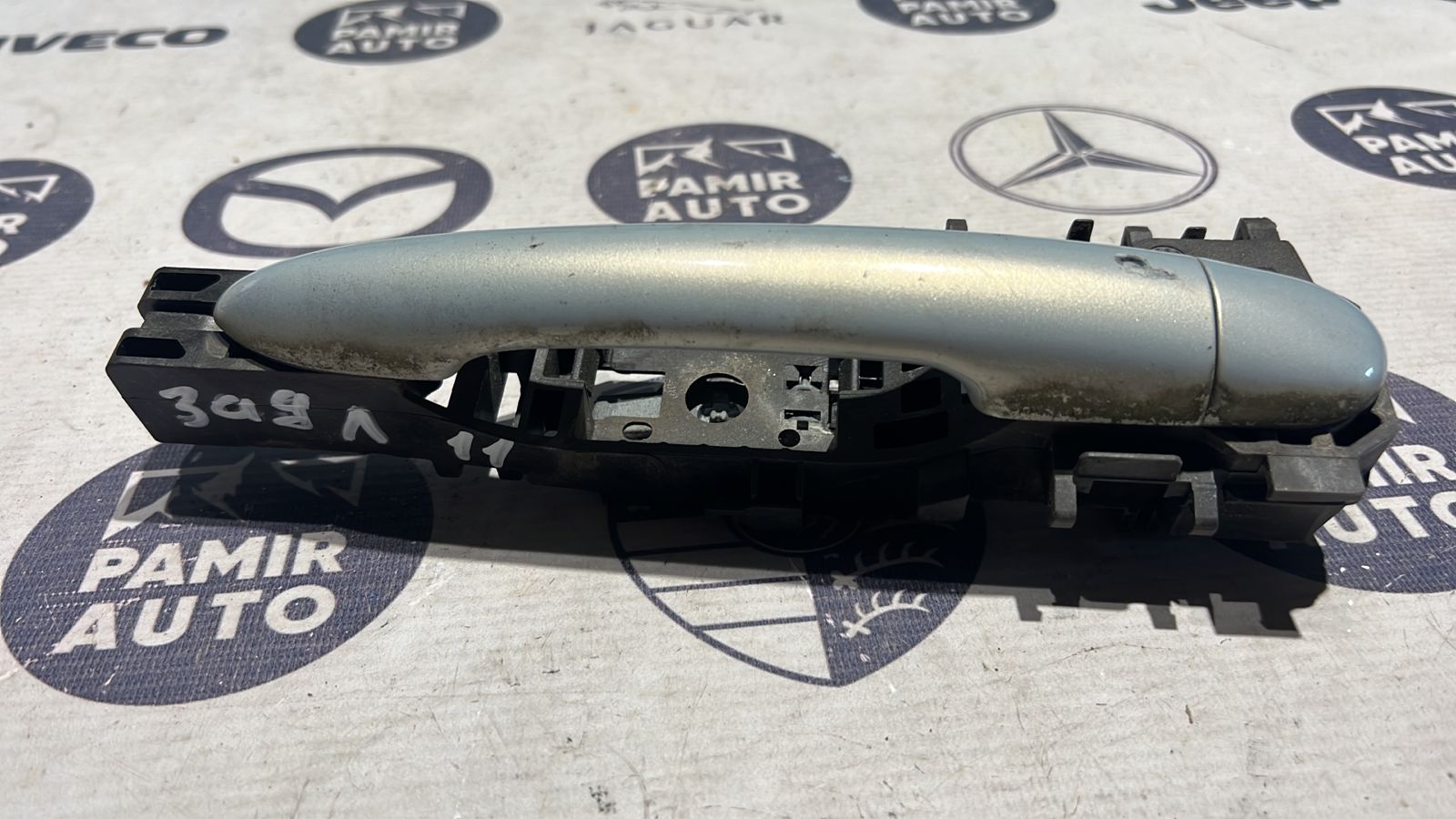 Ручка двери задняя левая Renault Megane/2 2002-2009