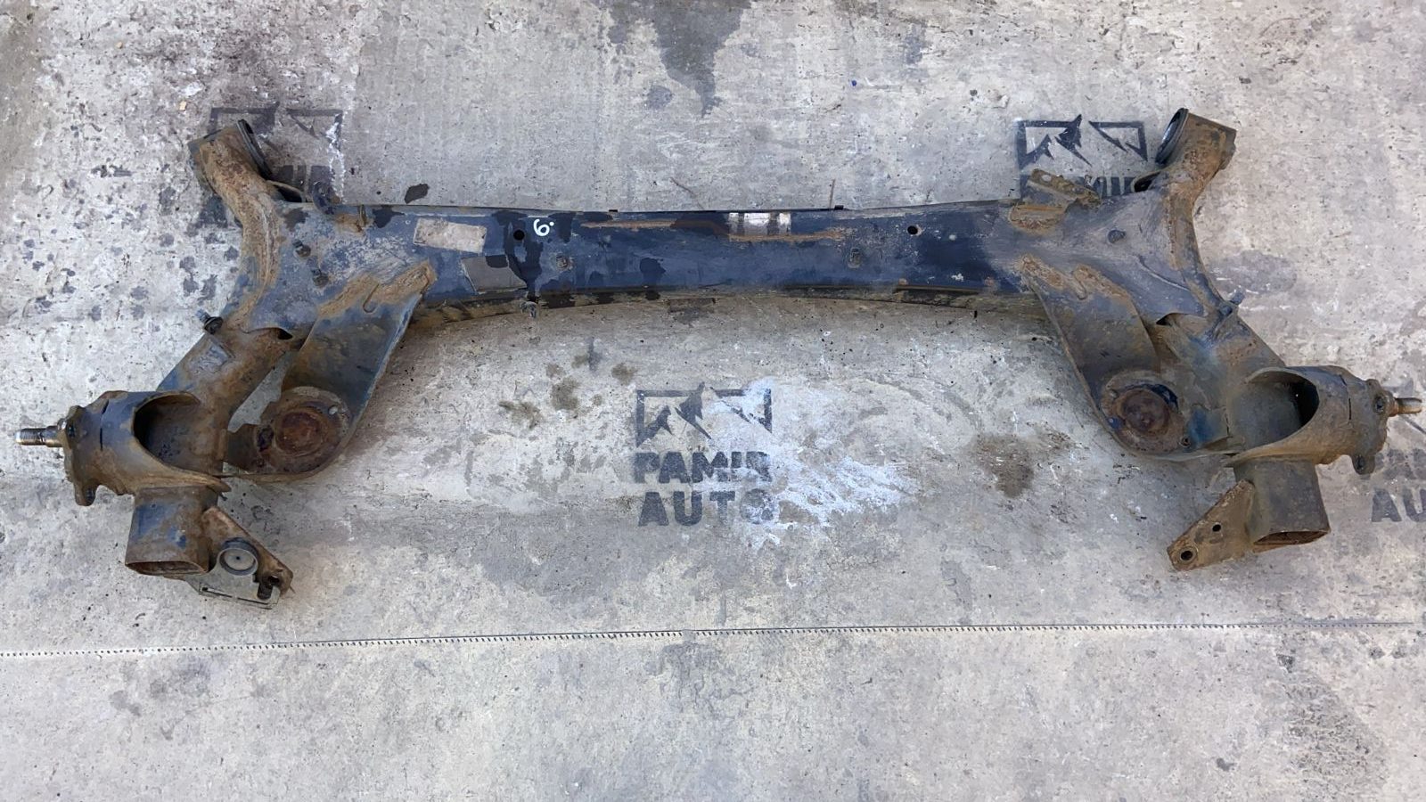 Балка задняя Renault Scenic/2 2003-2009