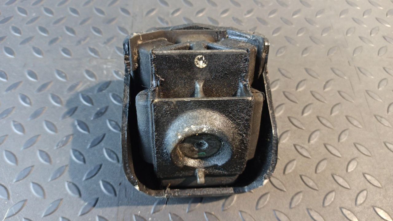 Опора двигателя Mercedes Vito/W639 2003-2014