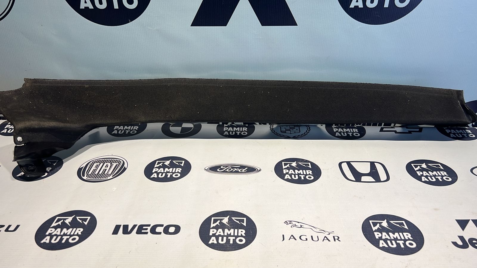 Обшивка стойки задняя правая Mercedes E/W211 2002-2009