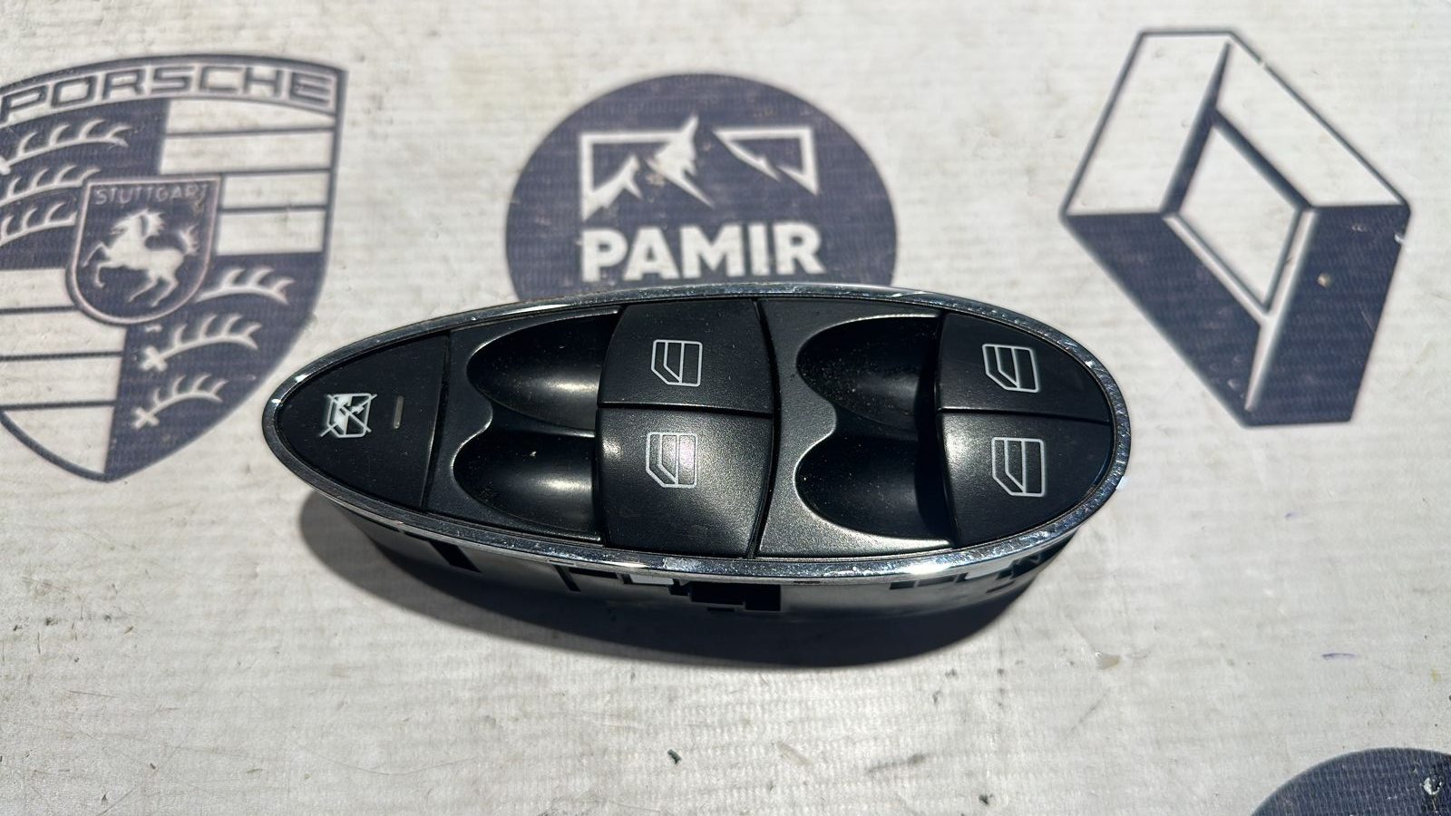 Блок управления стеклоподъемниками Mercedes E/W211 2002-2009