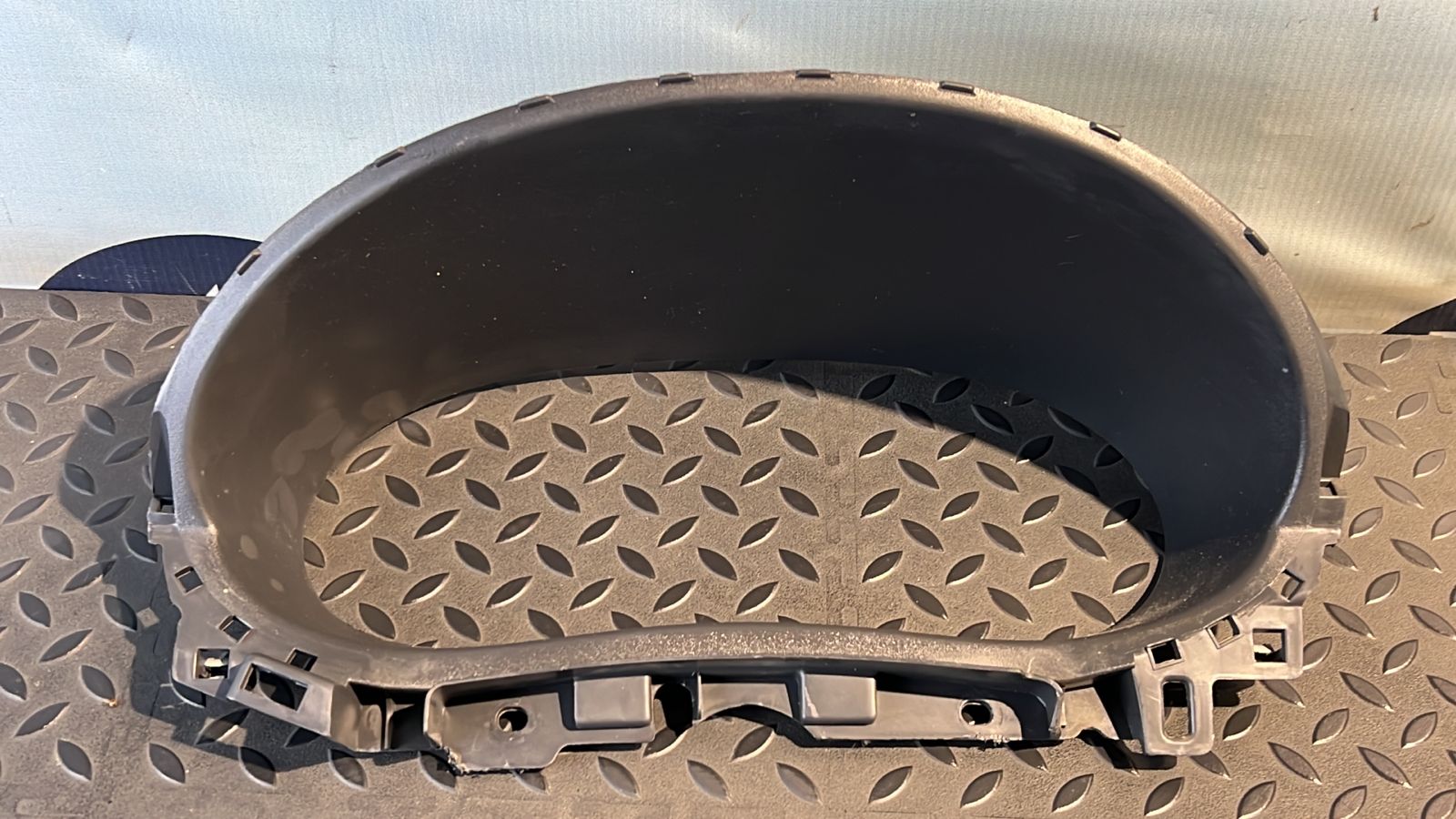 Накладка на торпедо Renault Sandero 2009-2014