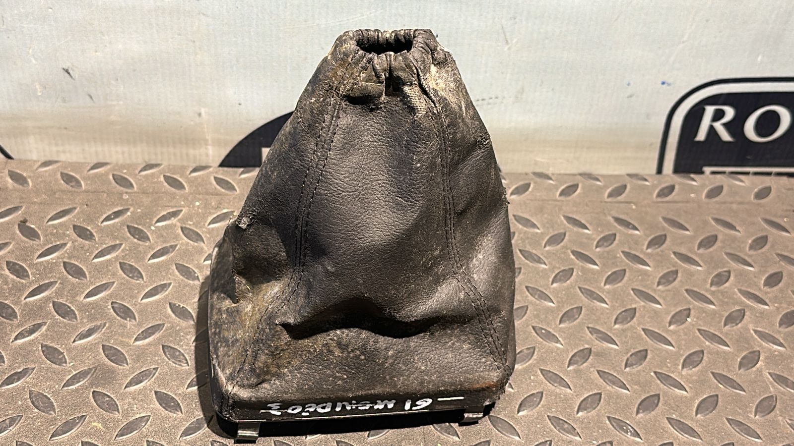 Чехол кулисы МКПП Ford Mondeo/3 2000-2007