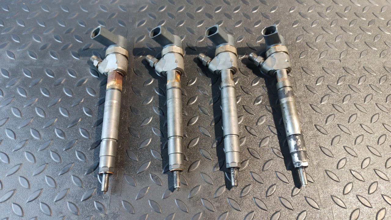 Форсунка дизельная Mercedes Vito/W638 1996-2003