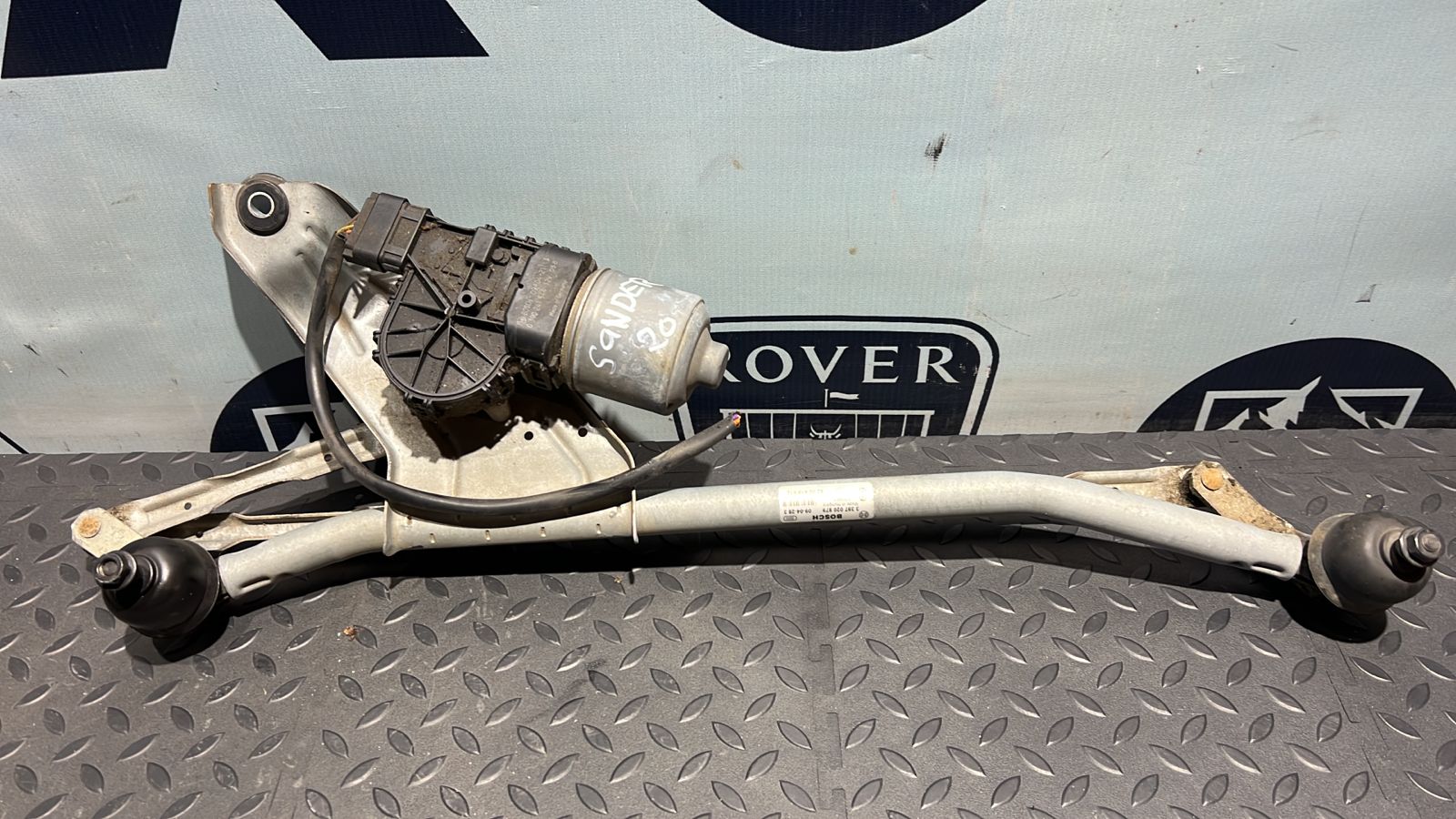 Трапеция стеклоочистителя Renault Sandero 2009-2014