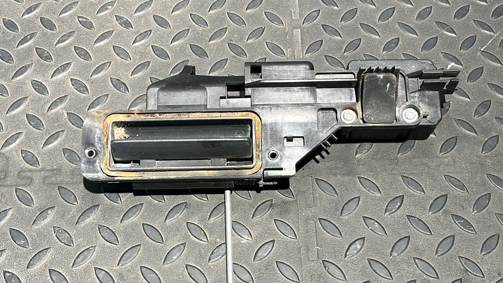 Ручка двери багажника Mercedes M/W163 1997-2005