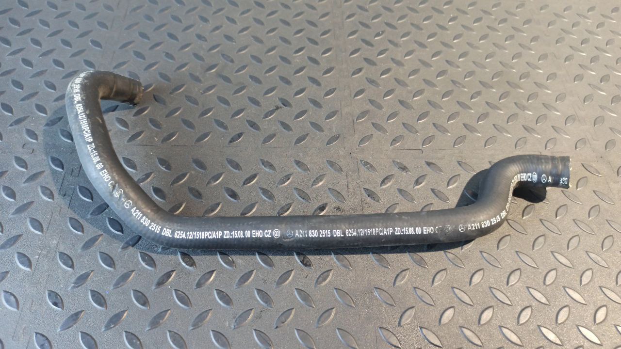 Патрубок ОЖ Mercedes E/W211 2002-2009