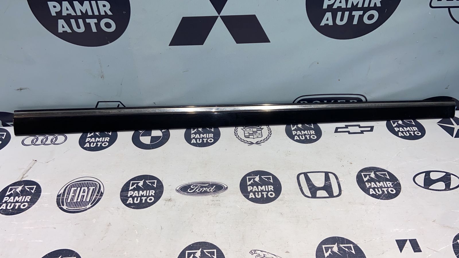 Молдинг двери передний правый Mercedes E/W211 2002-2009