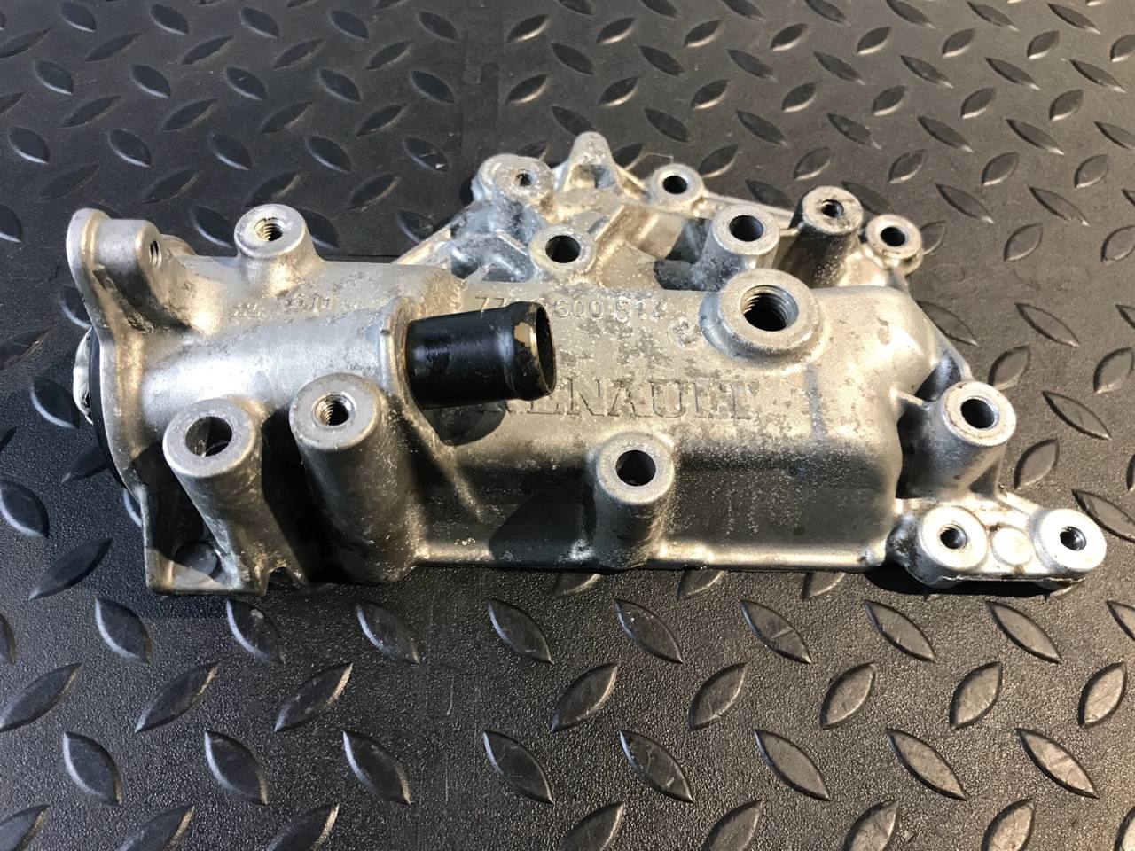 Корпус термостата Renault Megane/2 2002-2009