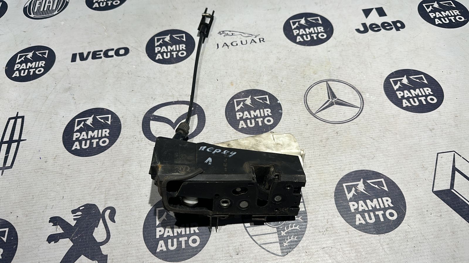 Замок двери передний левый Ford Galaxy 1995-2006