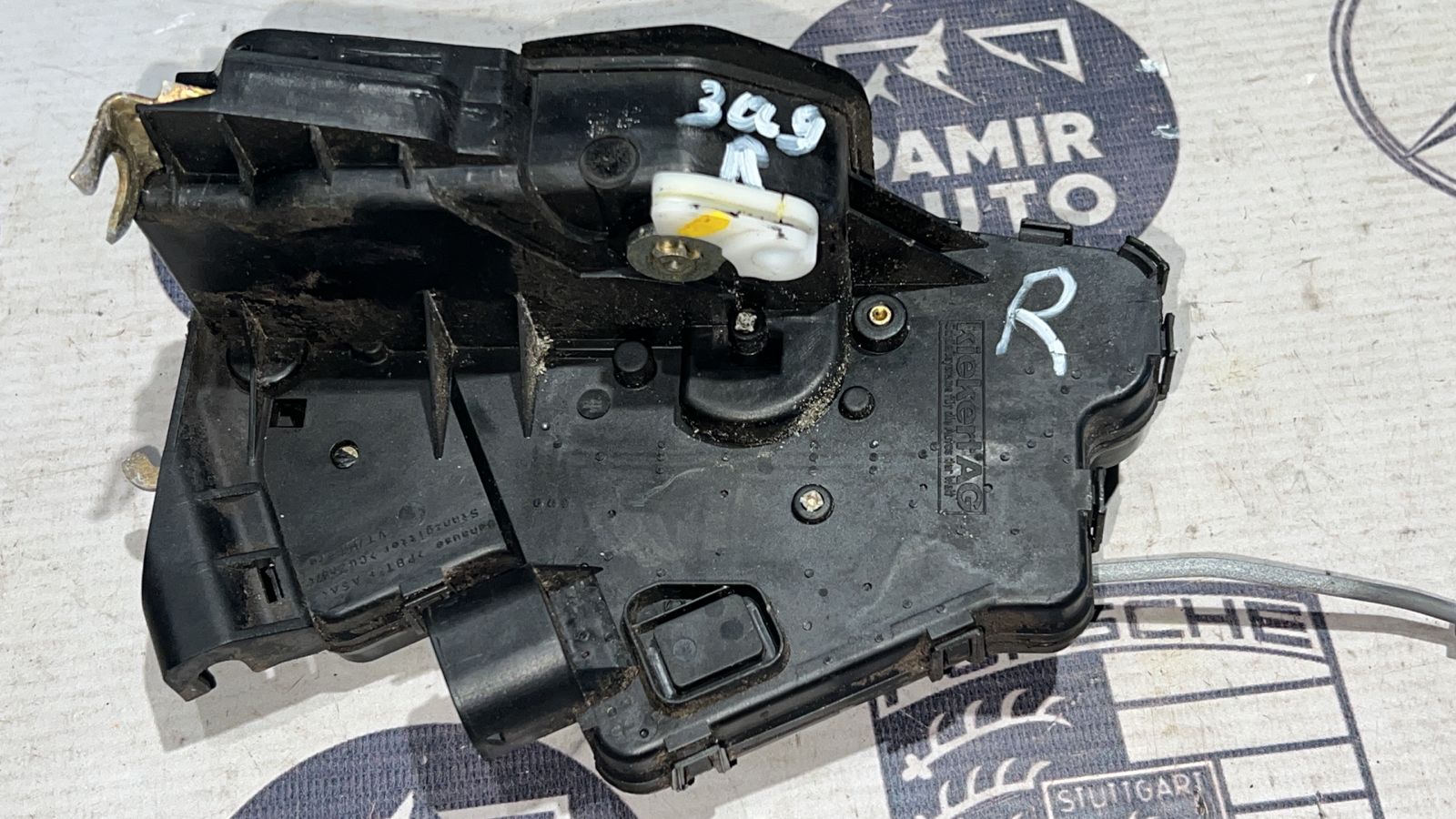 Замок двери задний правый BMW 3/E46 1998-2007