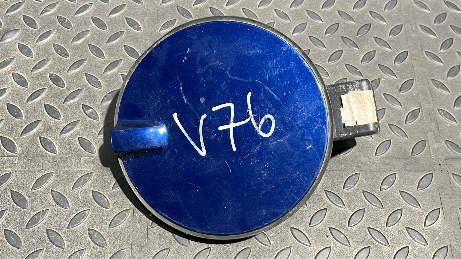 Лючок бензобака Opel Zafira/B 2005-2014