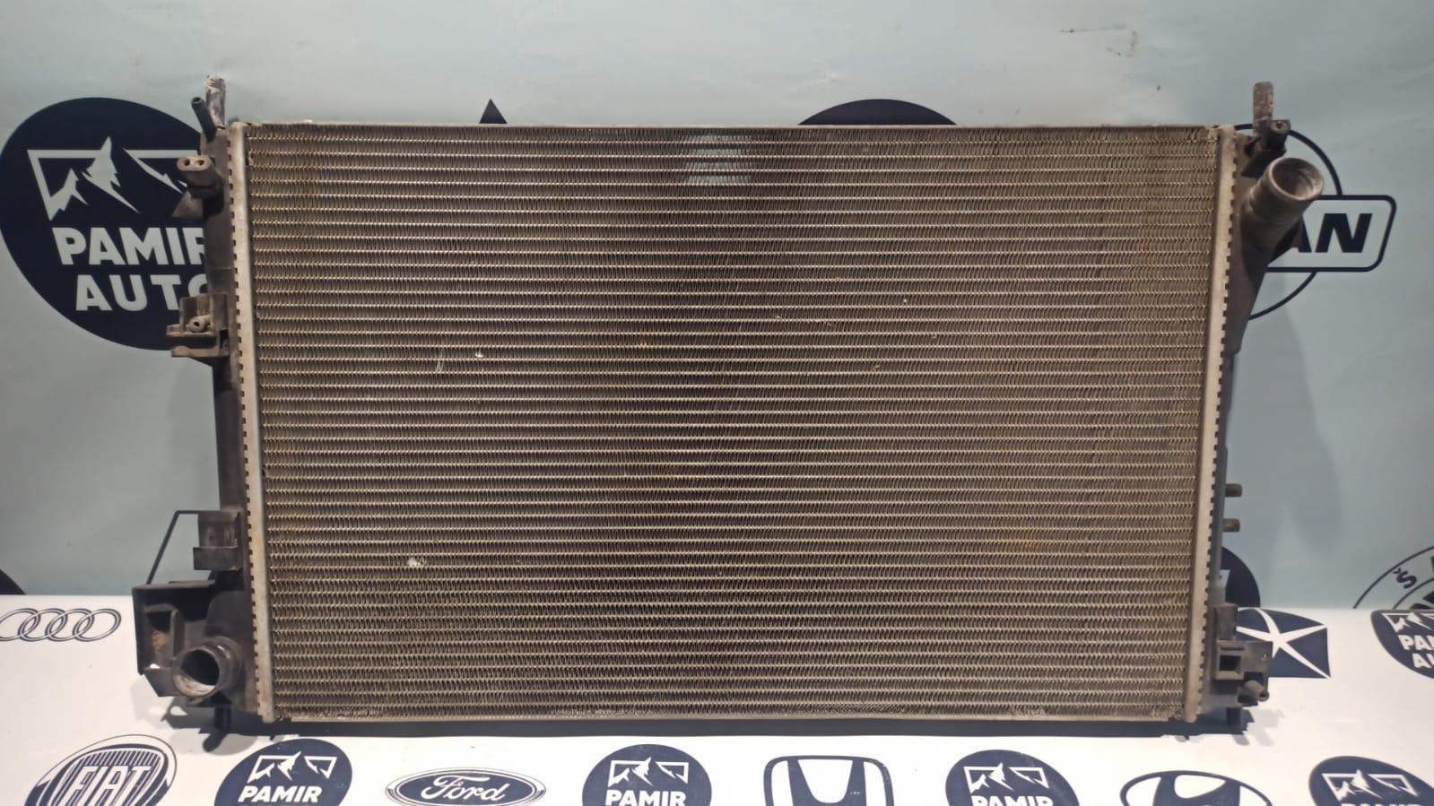 Радиатор ОЖ Opel Vectra/C 2002-2008