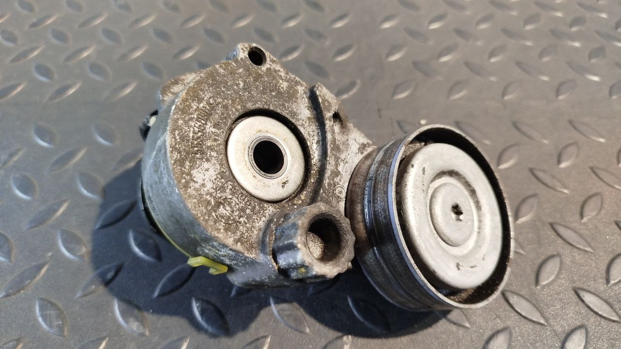 Натяжитель ремня Opel Astra/H 2004-2014