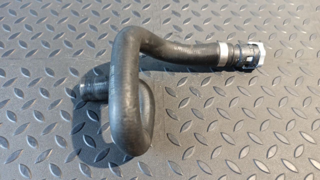 Патрубок ОЖ Ford Focus/2 2004-2011