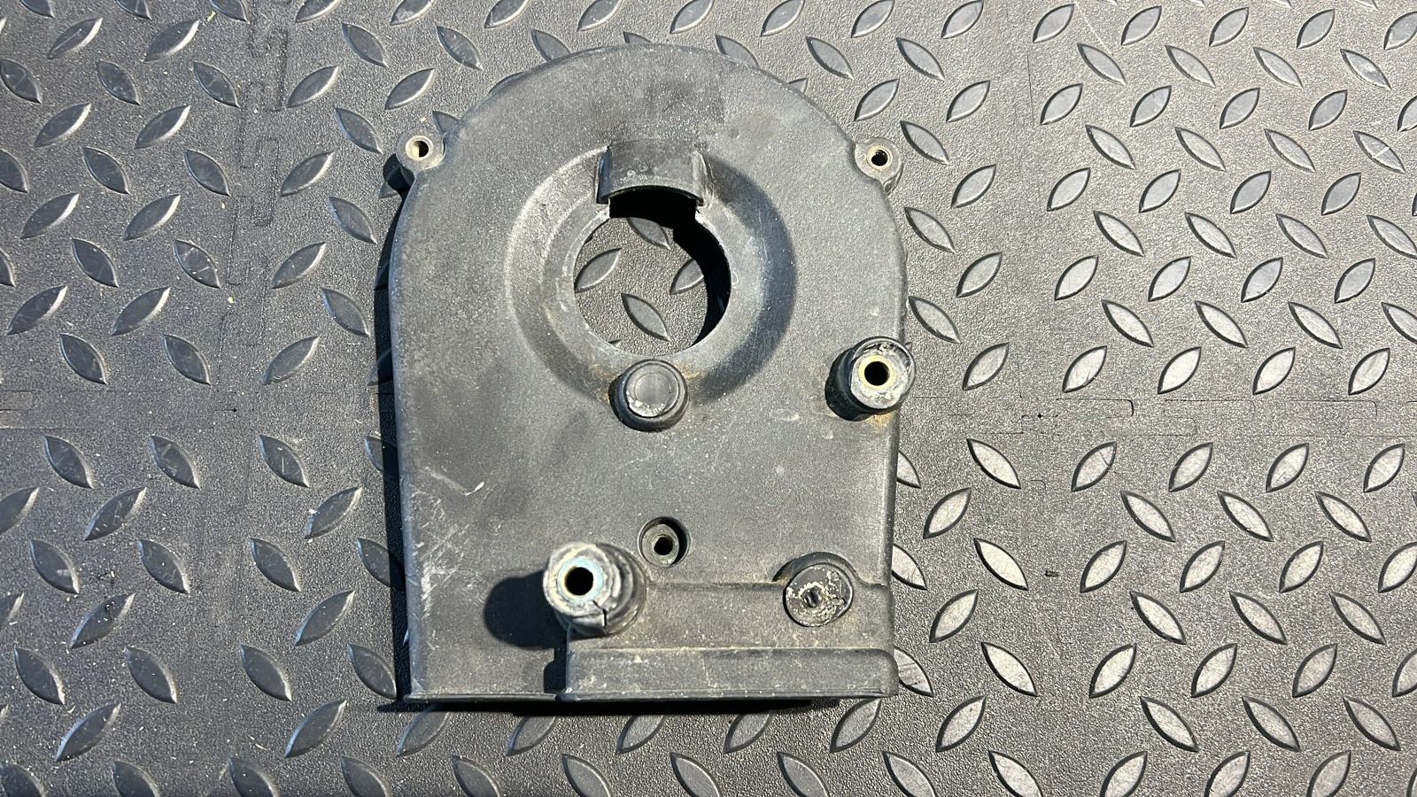 Кожух ремня ГРМ Land Rover Freelander 1998-2006