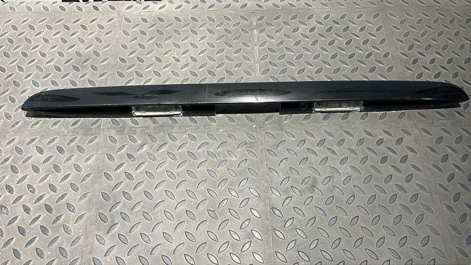 Накладка двери багажника Mercedes M/W163 1997-2005