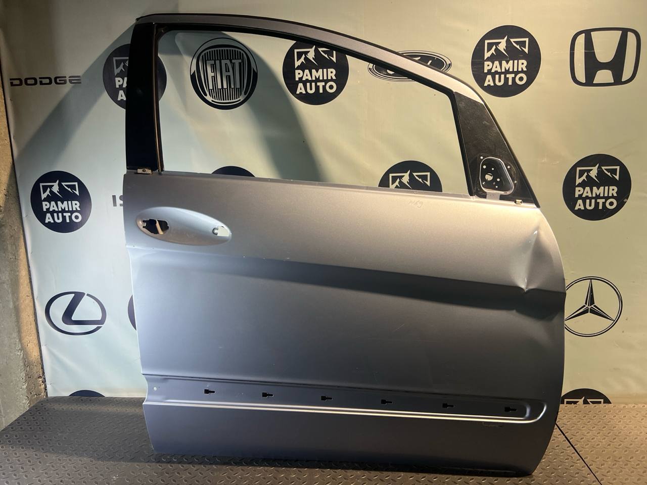 Дверь передняя правая Mercedes B/W245 2005-2011