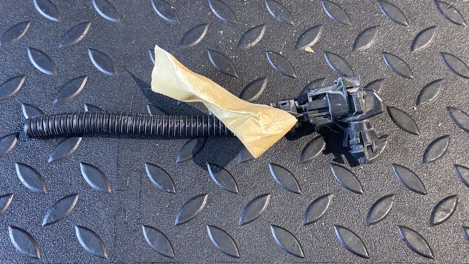 Датчик температуры воздуха Opel Zafira/B 2005-2014