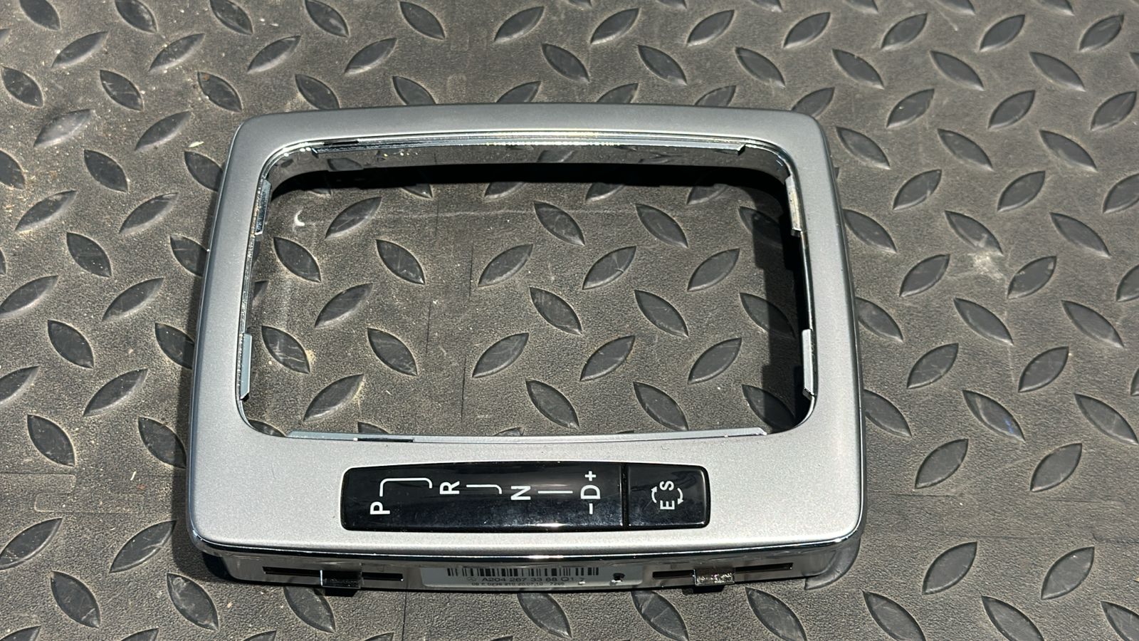 Накладка на кулису АКПП Mercedes C/W204 2006-2015