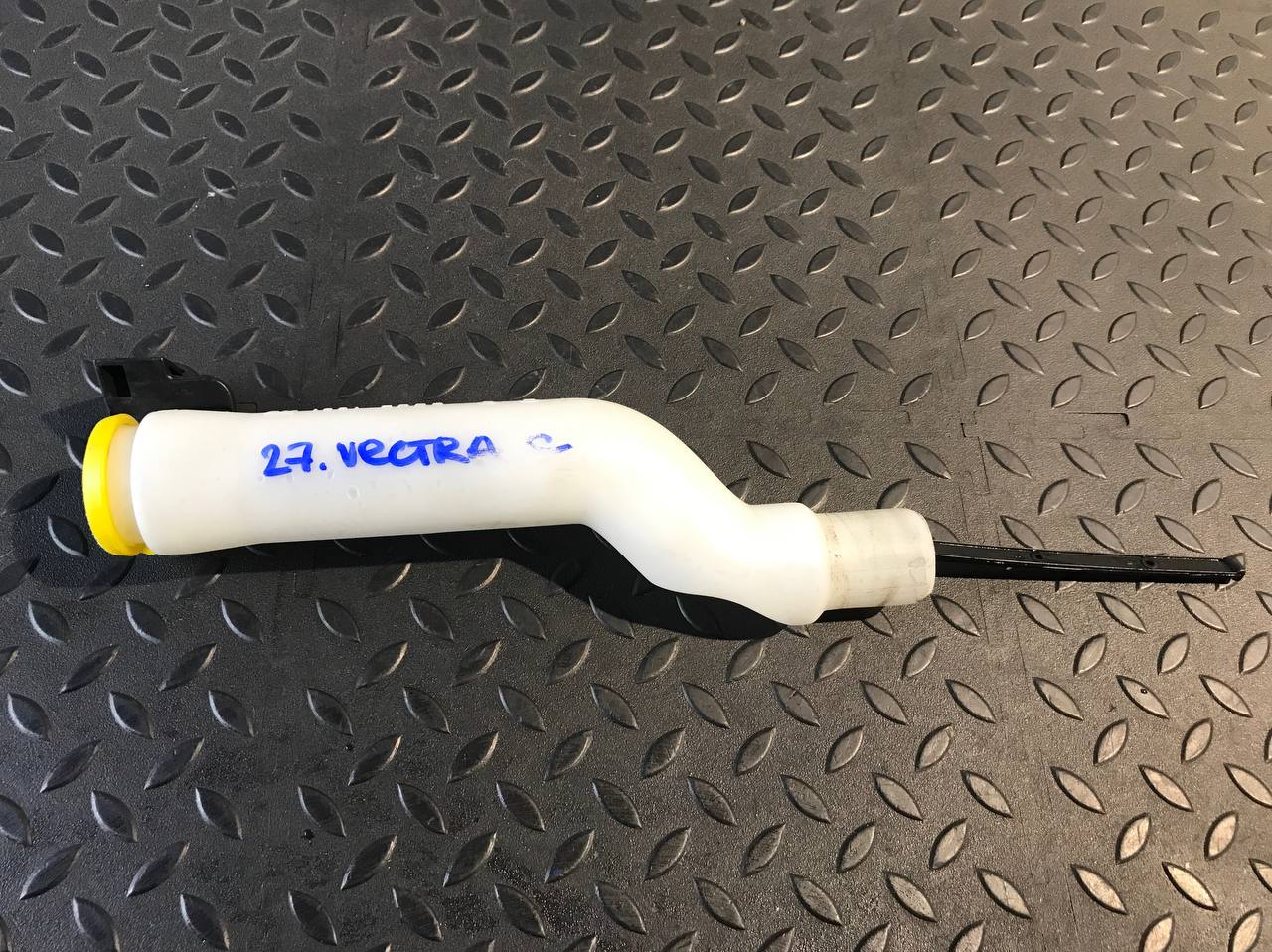 Горловина бачка омывателя Opel Vectra/C 2002-2008