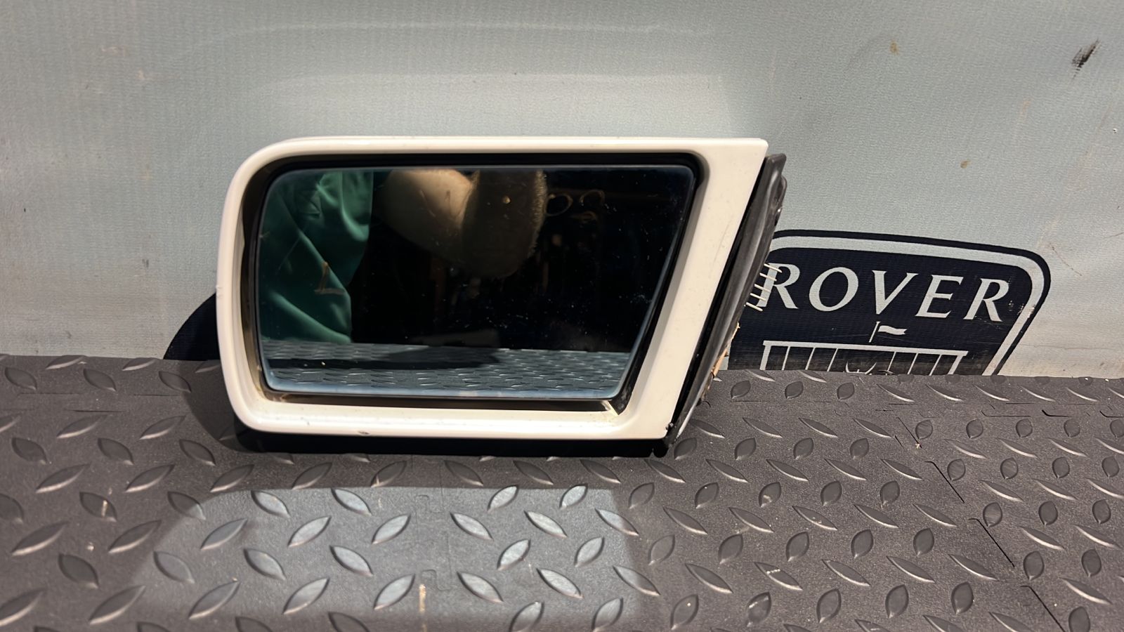 Зеркало левое Mercedes C/W202 1993-2001