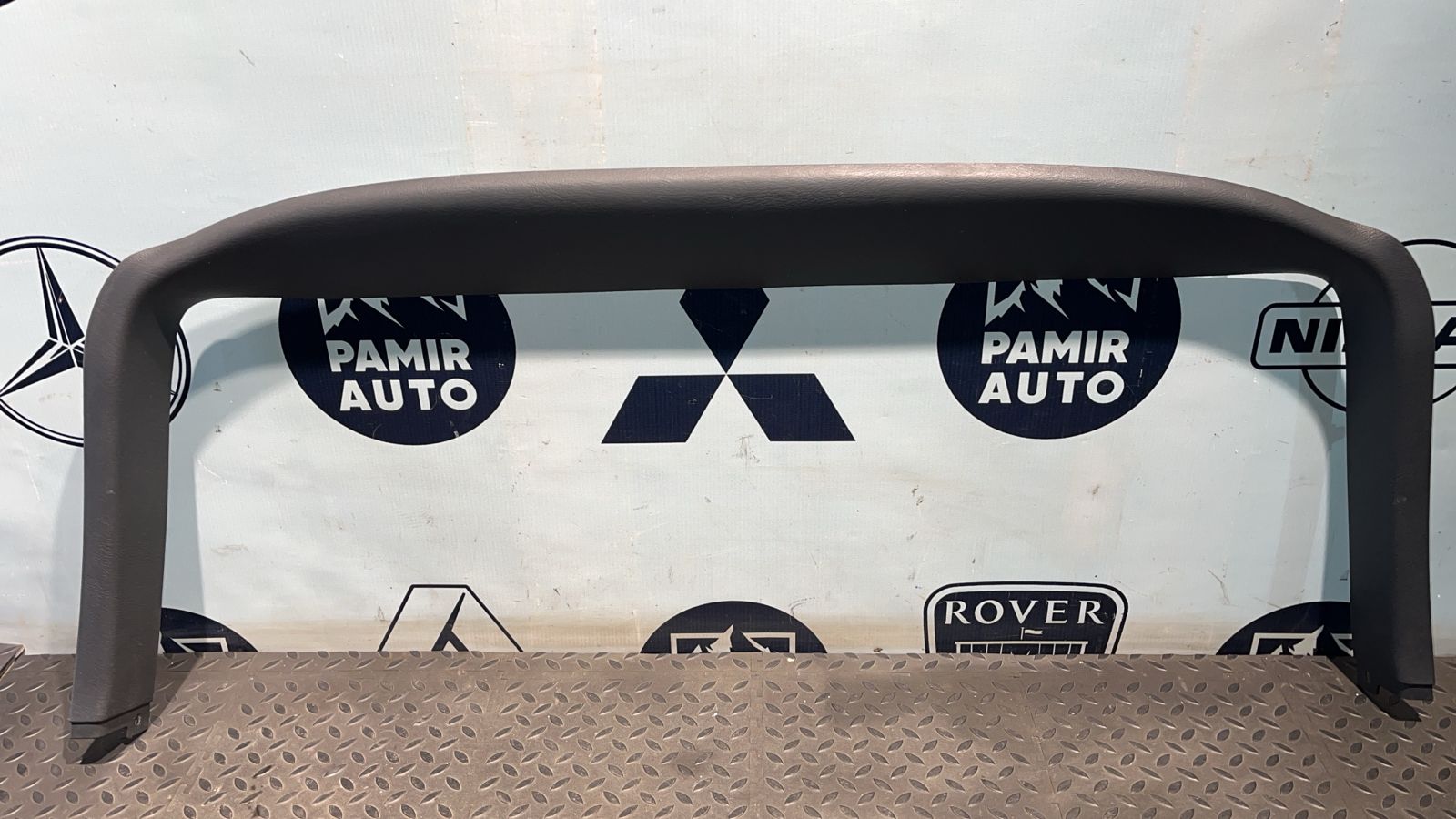 Обшивка двери багажника Mercedes M/W163 1997-2005