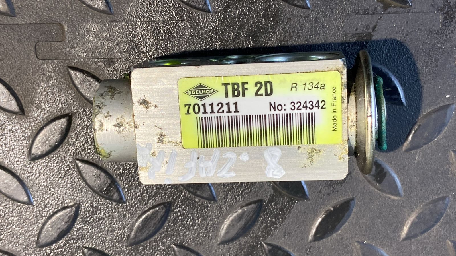 Клапан кондиционера Opel Zafira/B 2005-2014