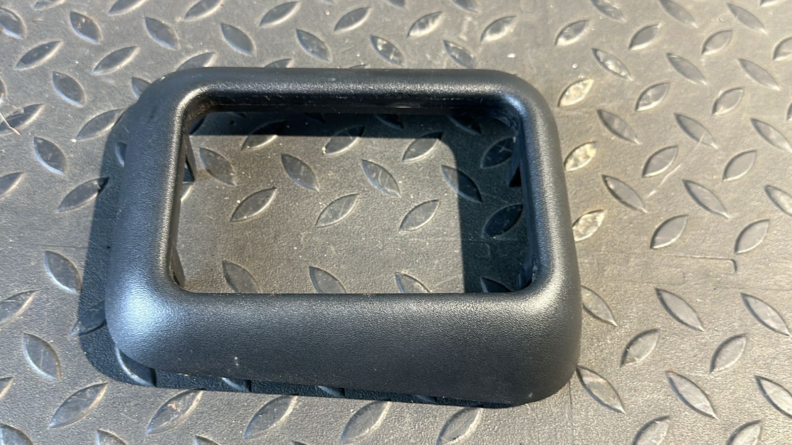 Накладка на кулису АКПП Mercedes M/W163 1997-2005