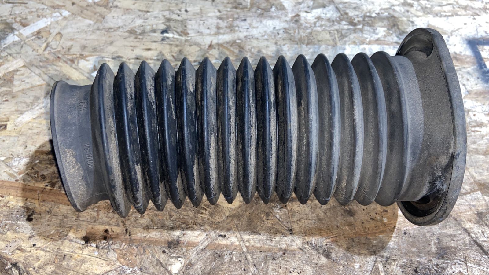 Пыльник амортизатора передний Opel Astra/H 2004-2014