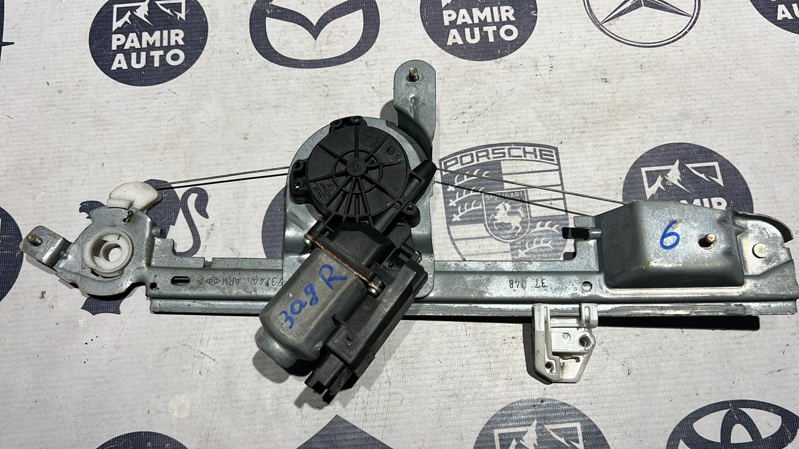 Стеклоподъемник задний правый Renault Scenic/2 2003-2009