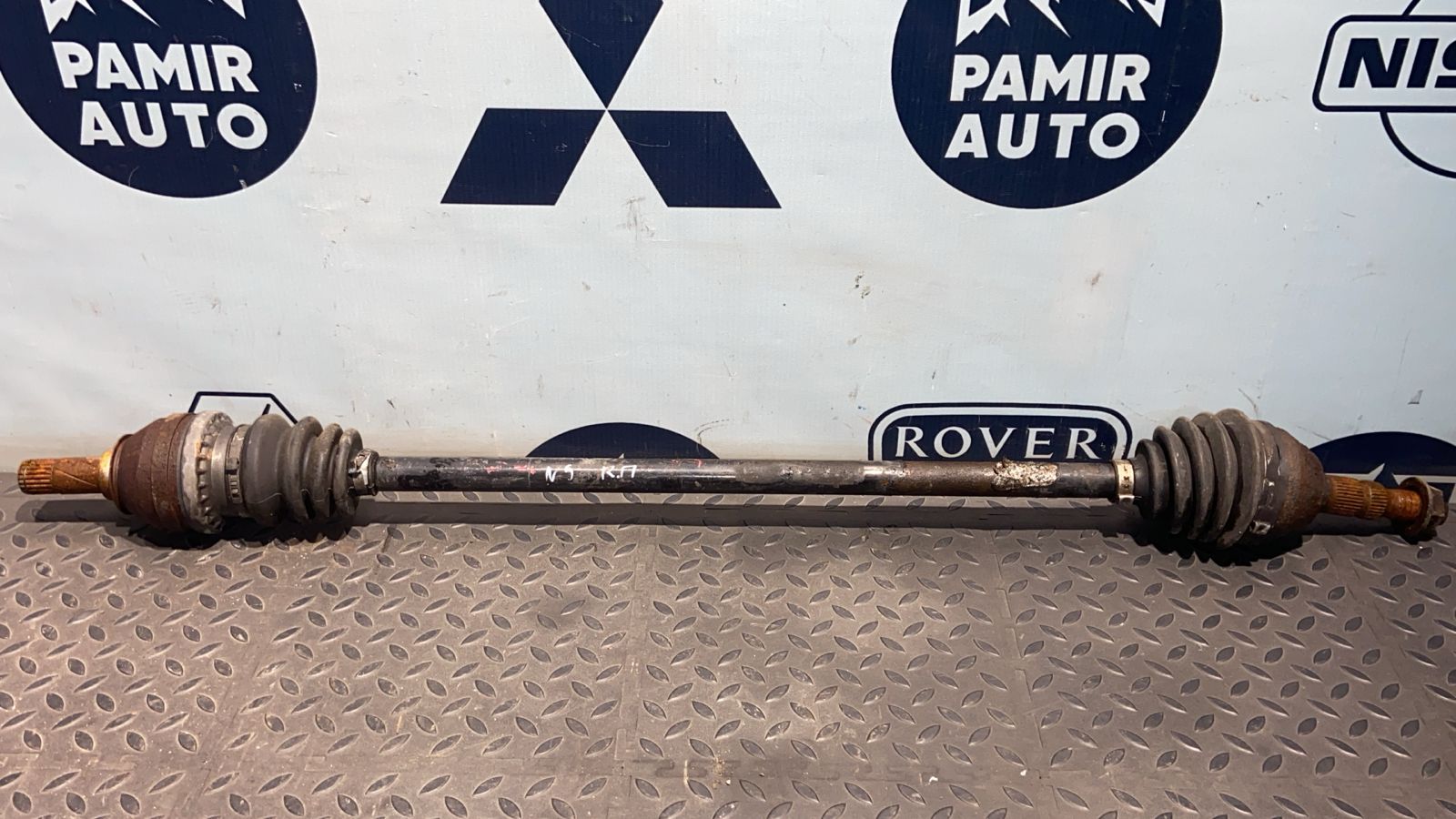 Полуось передняя правая Opel Astra/H 2004-2014