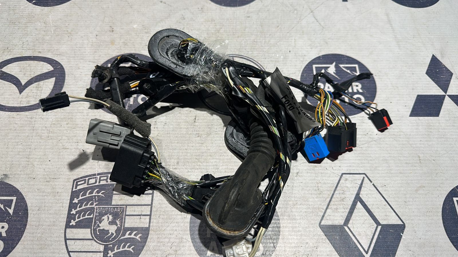 Проводка двери передняя левая Ford Focus/2 2004-2011