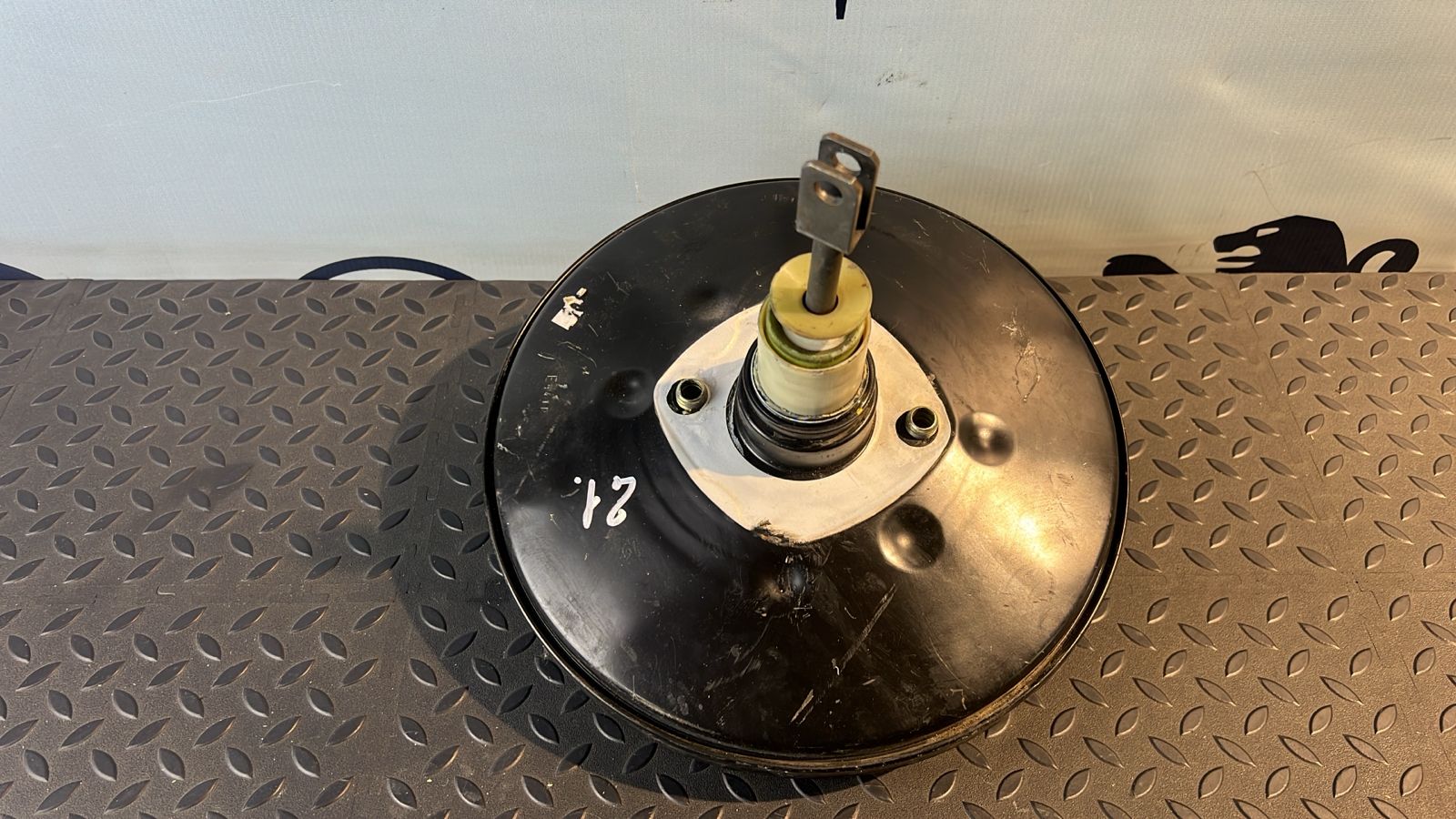 Усилитель тормозов вакуумный Renault Scenic/2 2003-2009