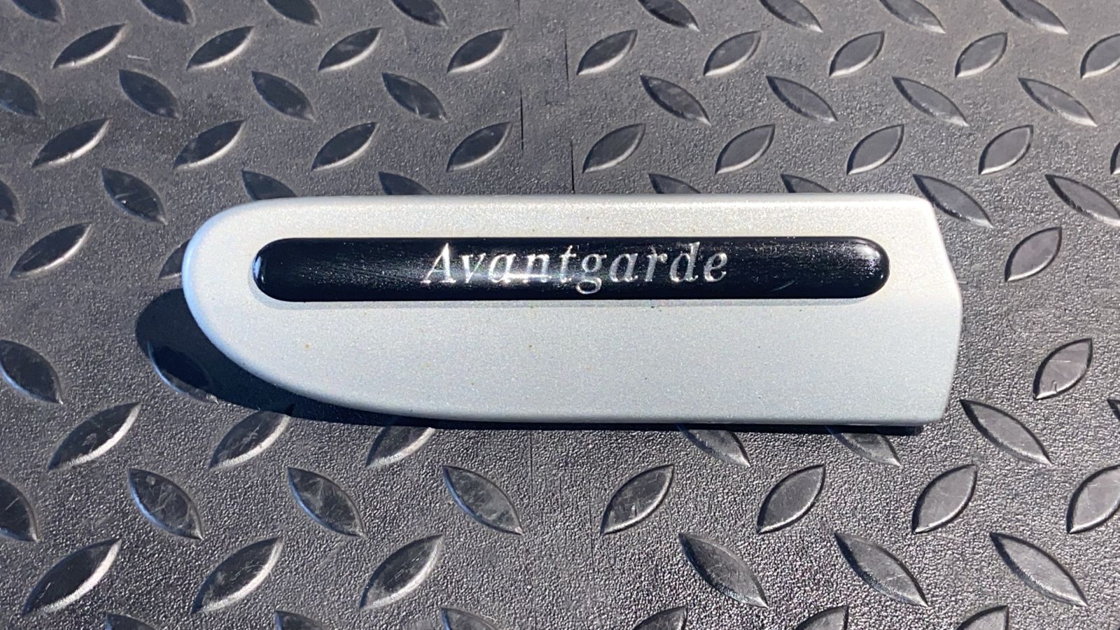 Молдинг крыла передний левый Mercedes C/W203 2000-2008