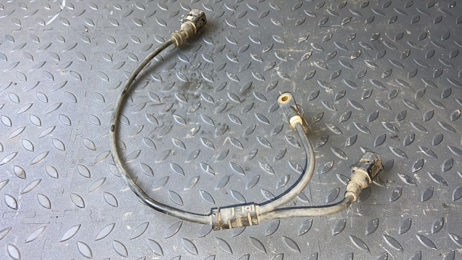 Датчик ABS передний Ford Galaxy 1995-2006