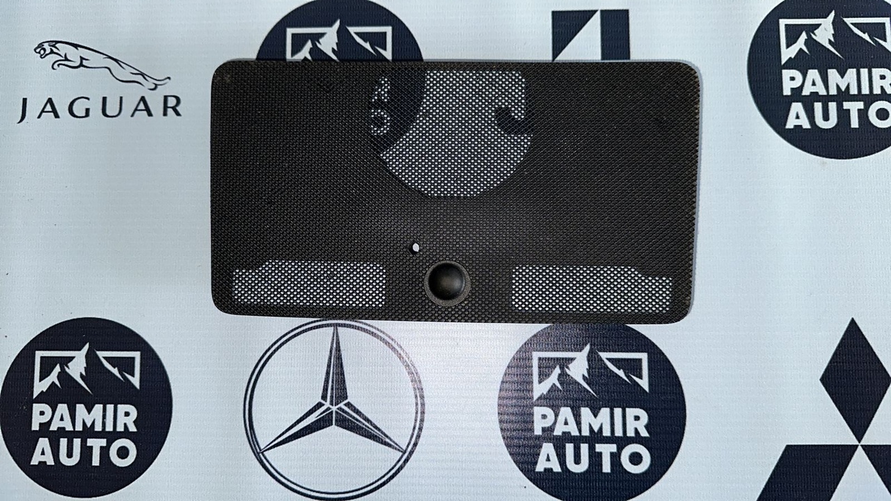 Накладка на торпедо Mercedes C/W204 2006-2015