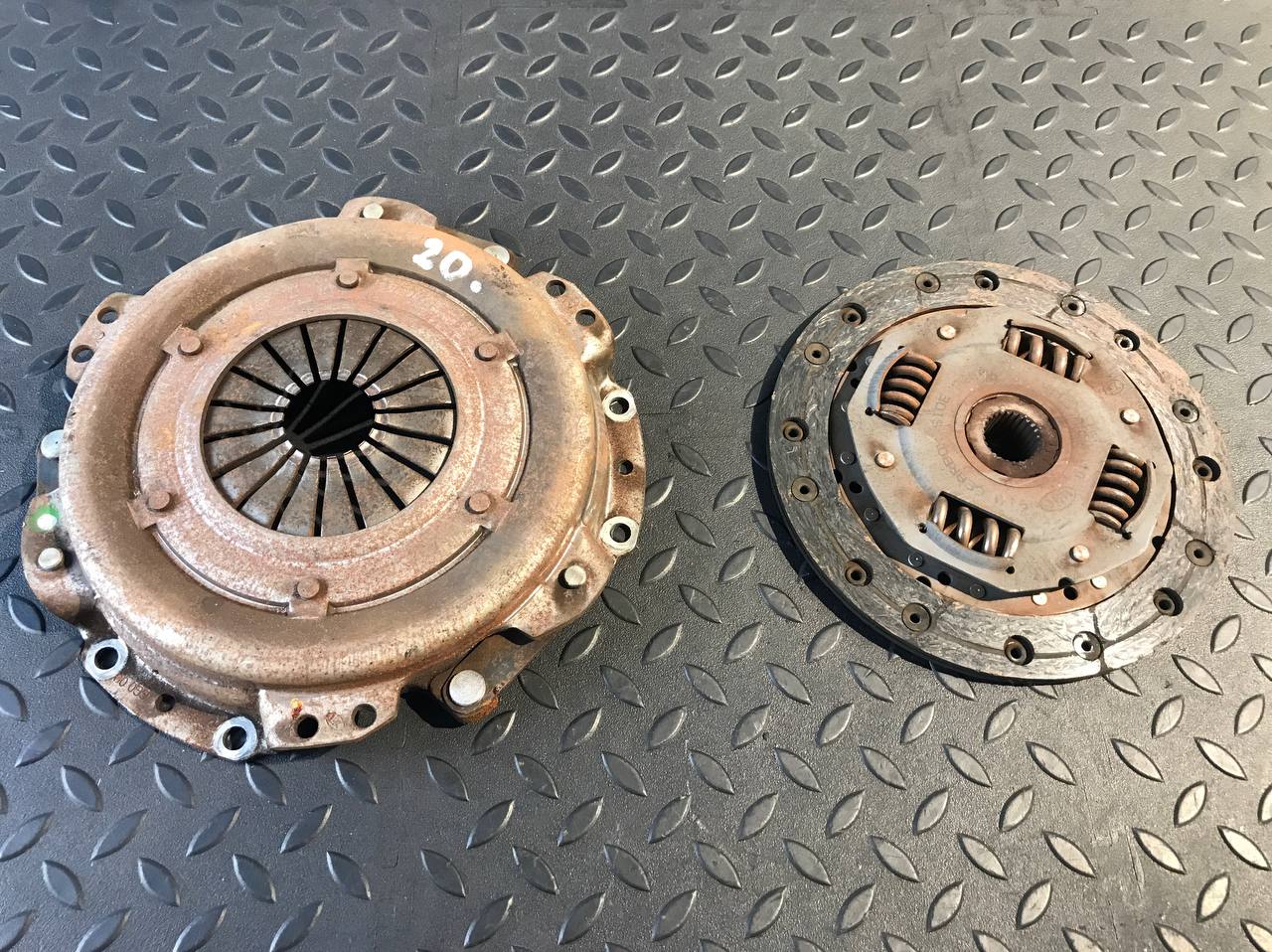 Сцепление (Комплект) Renault Sandero 2009-2014