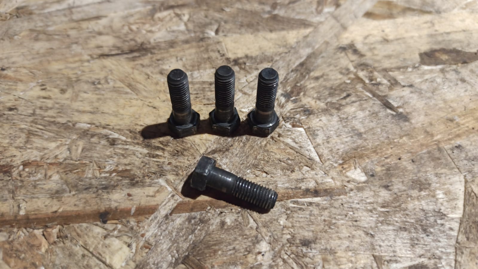 Болт корзины сцепления Opel Corsa/D 2006-2014