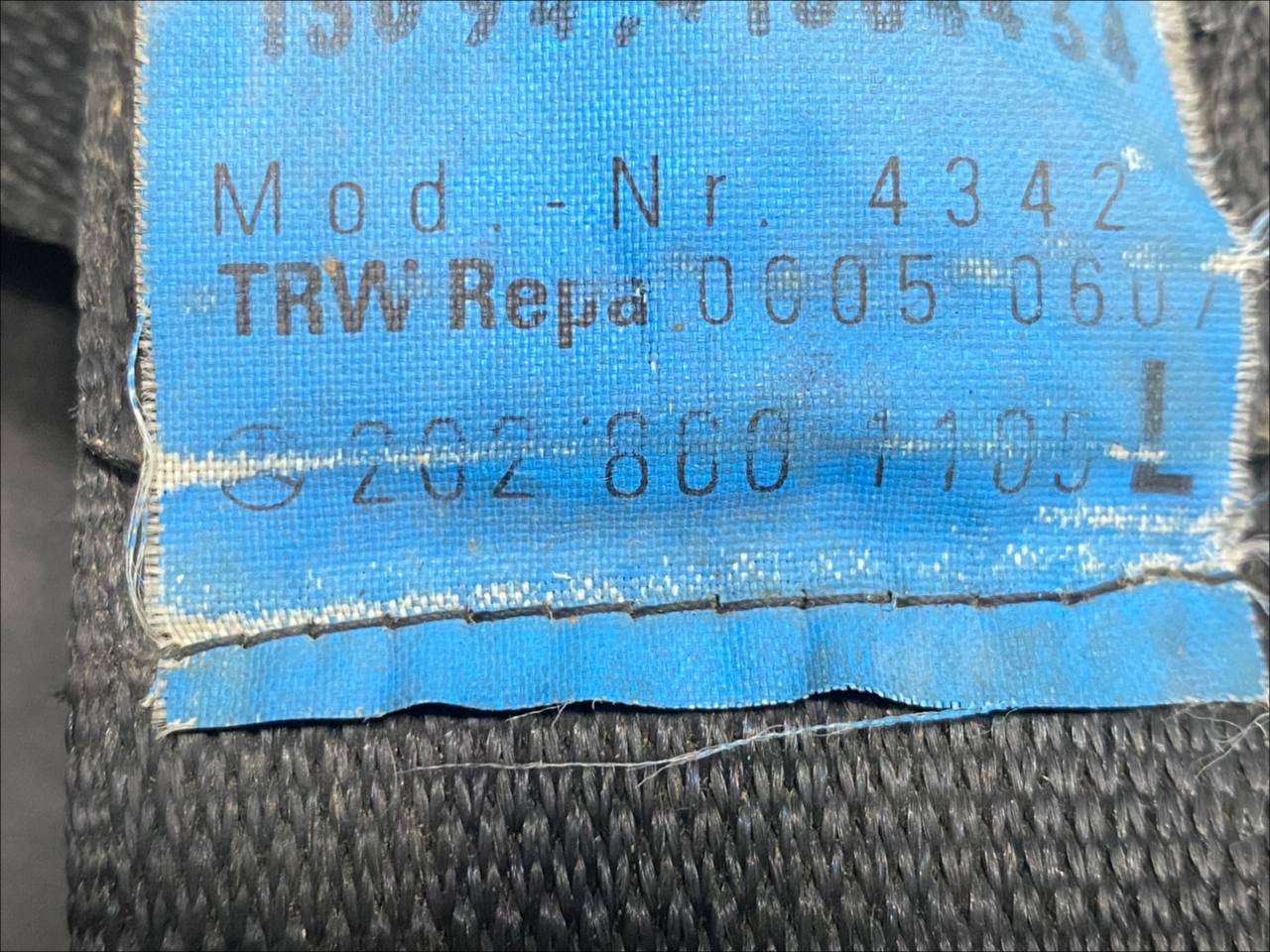 Ремень безопасности задний левый Mercedes C/W202 1993-2001 — изображение 4